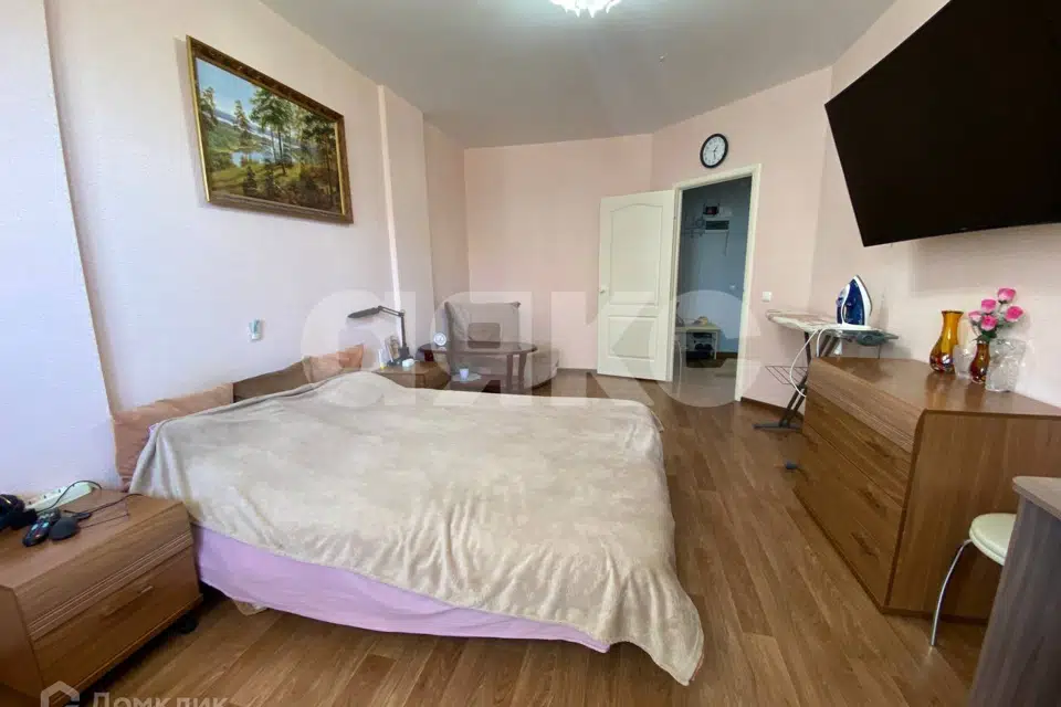 Продаётся 1-комнатная квартира, 43 м²