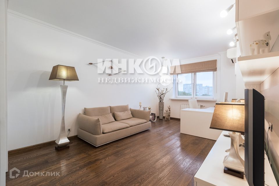 Продаётся 1-комнатная квартира, 55 м²
