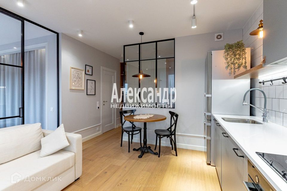 Продаётся 1-комнатная квартира, 38.2 м²