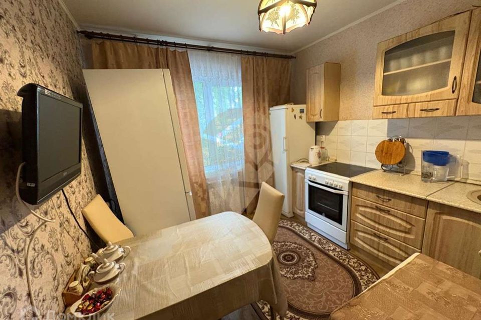 Продаётся 4-комнатная квартира, 69.2 м²