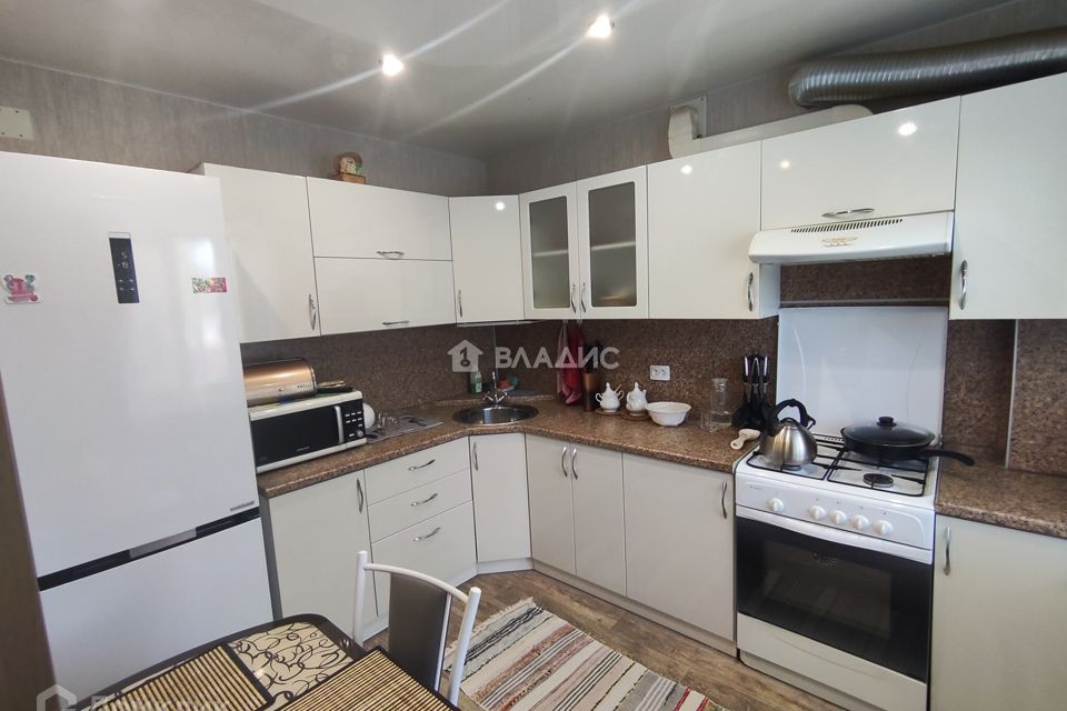 Продаётся 3-комнатная квартира, 63.1 м²