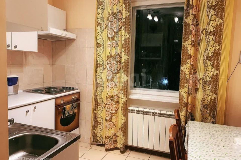 Сдаётся 2-комнатная квартира, 53 м²