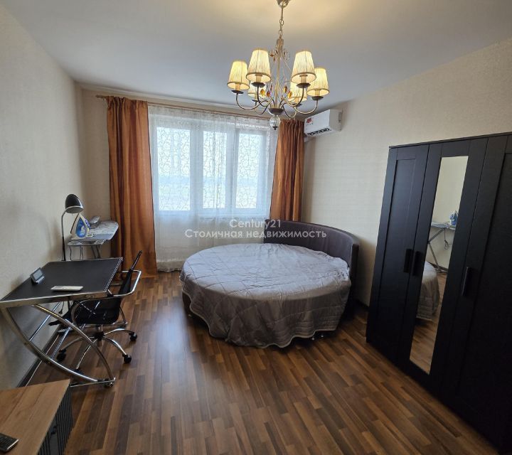 Продаётся 1-комнатная квартира, 38 м²