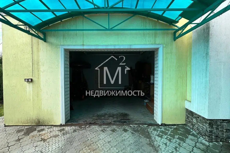 Продаётся 3-этажный дом, 388 м²