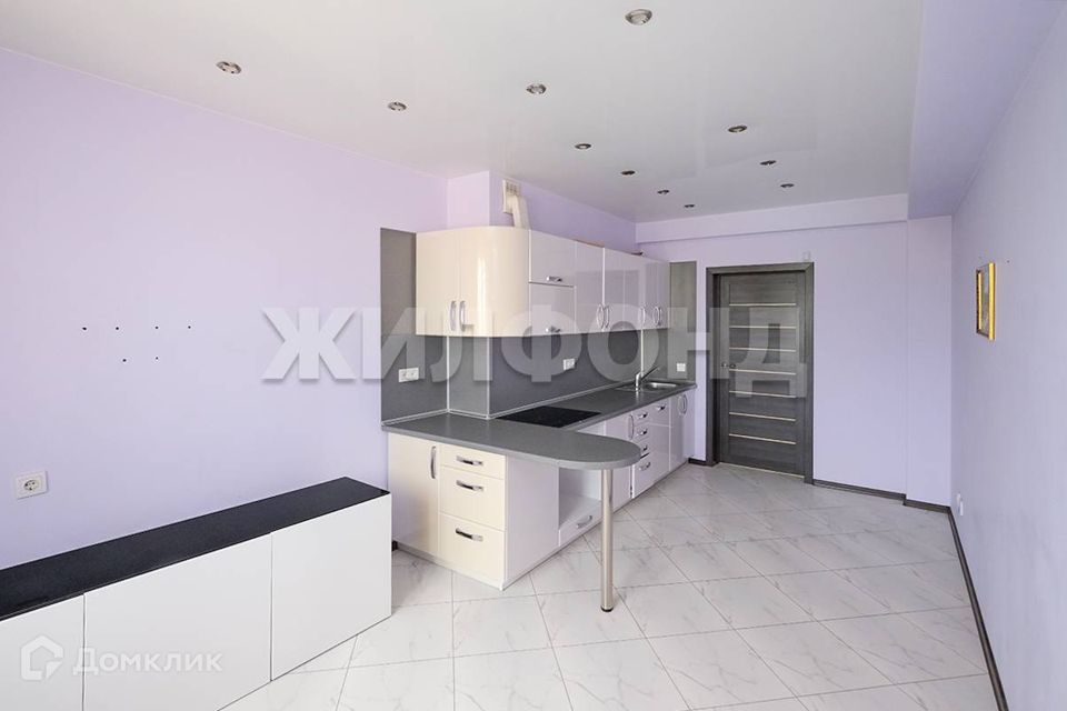 Продаётся 2-комнатная квартира, 75.4 м²