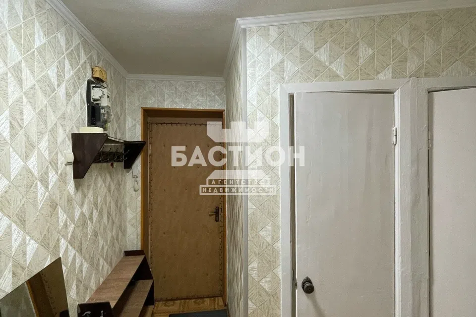 Продаётся 3-комнатная квартира, 59.5 м²