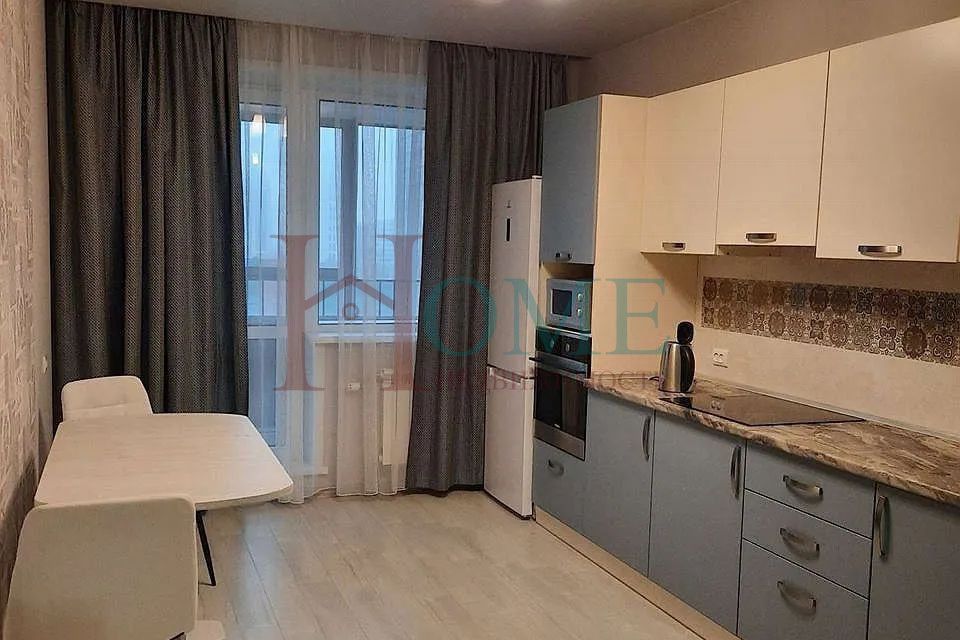 Сдаётся 1-комнатная квартира, 48 м²