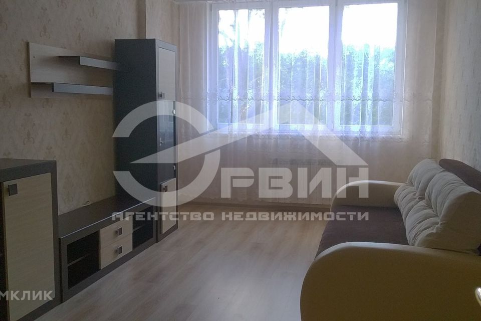 Сдаётся 2-комнатная квартира, 71.9 м²