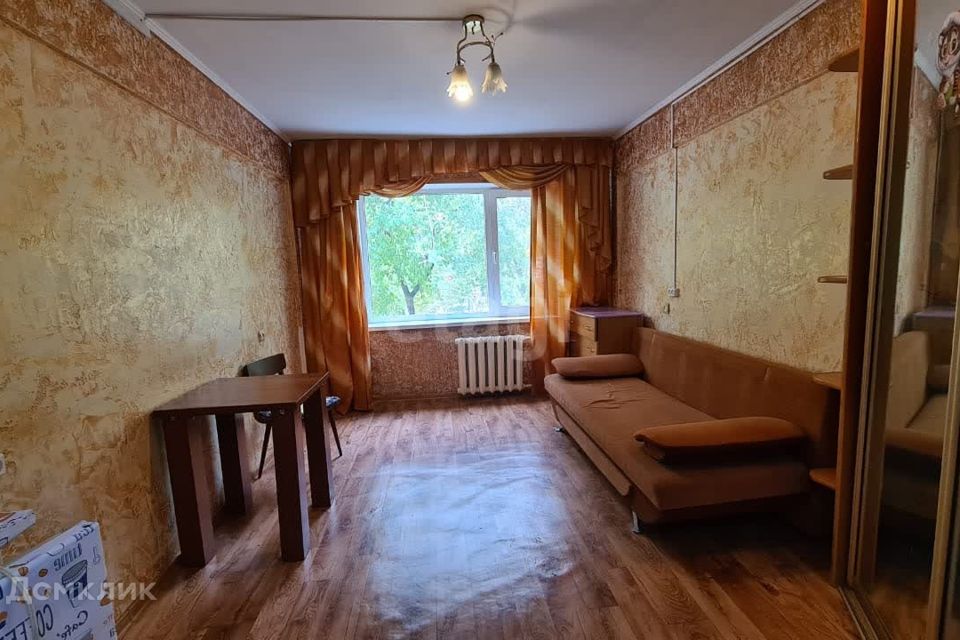 Продаётся комната в 4-комн. квартире, 12.9 м²