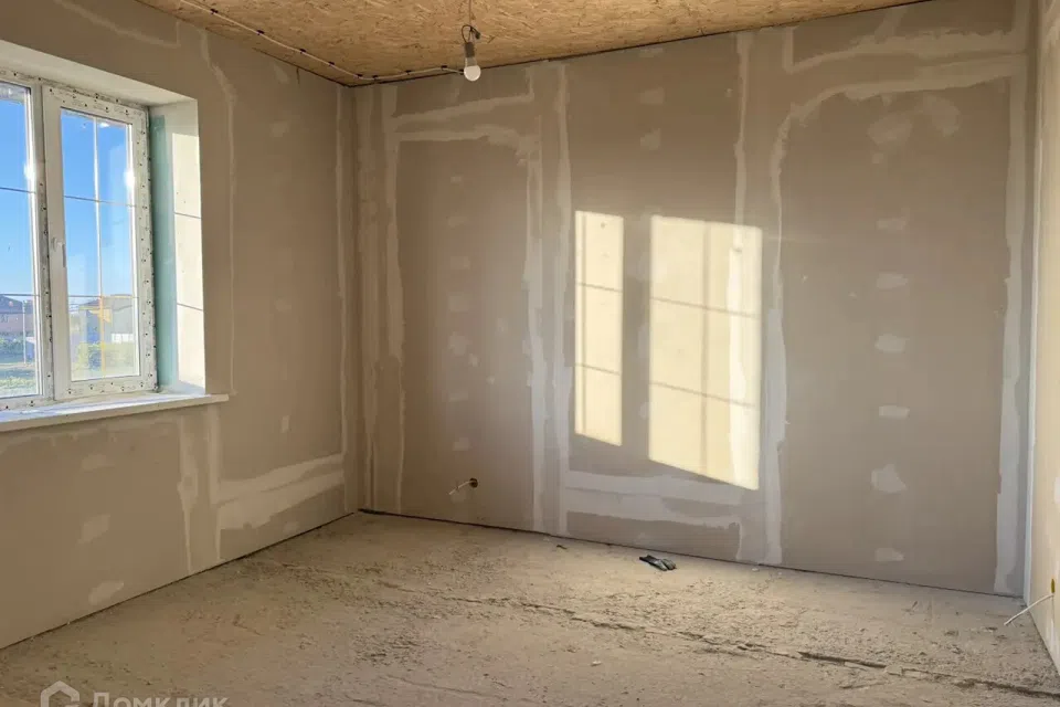 Продаётся 2-этажный дом, 285.9 м²