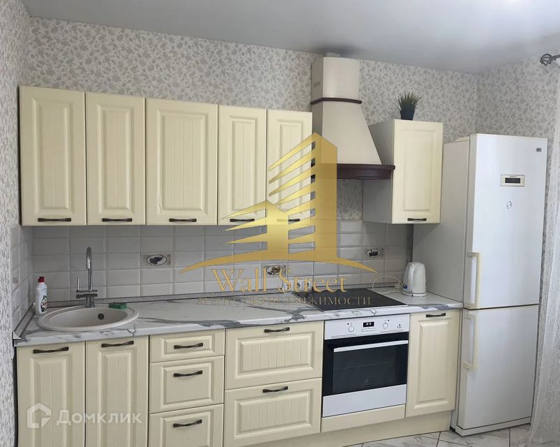 Сдаётся 2-комнатная квартира, 70 м²