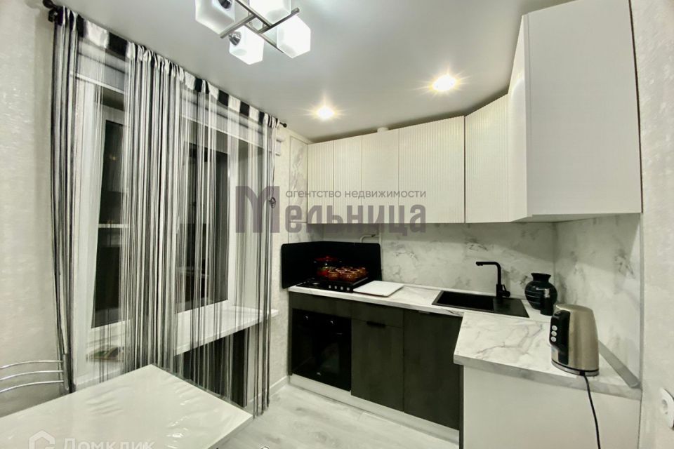 Продаётся 3-комнатная квартира, 57.8 м²