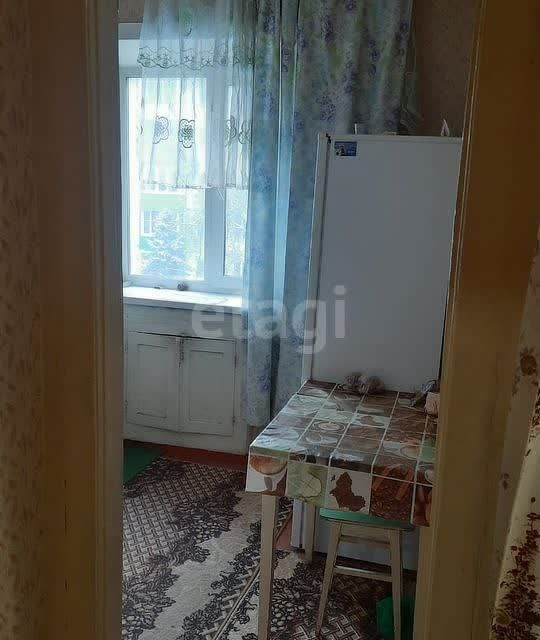 Продаётся 3-комнатная квартира, 40.5 м²