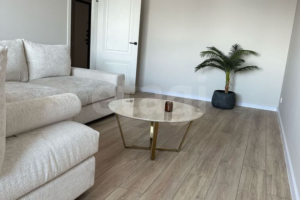 Продаётся 2-комнатная квартира, 72 м²