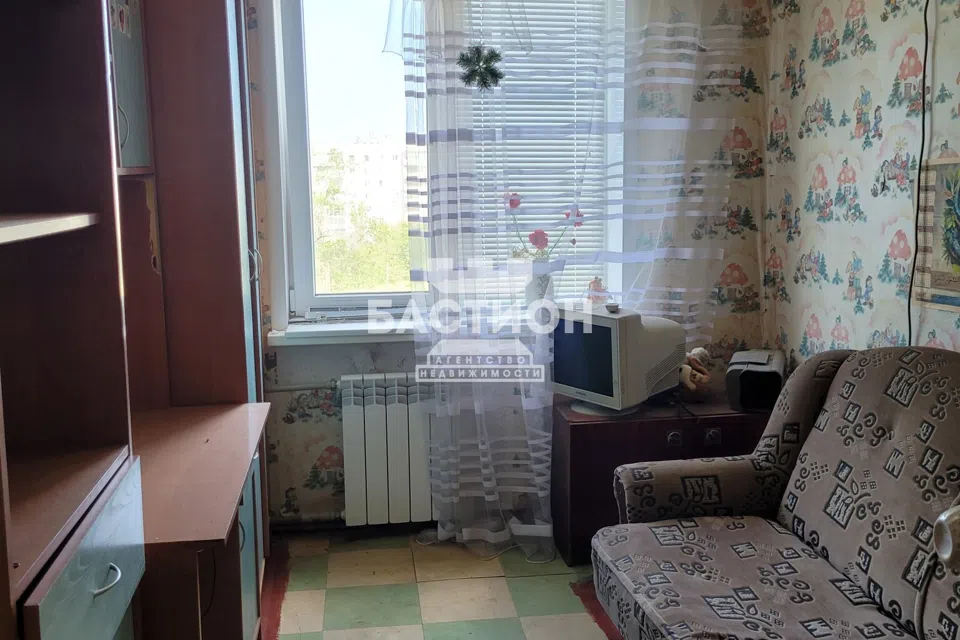 Продаётся 3-комнатная квартира, 52.9 м²