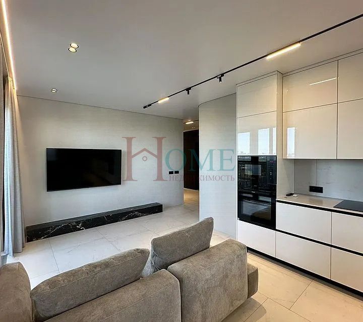 Сдаётся 2-комнатная квартира, 72 м²