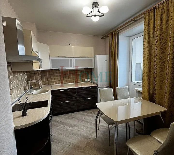 Сдаётся 1-комнатная квартира, 40.5 м²