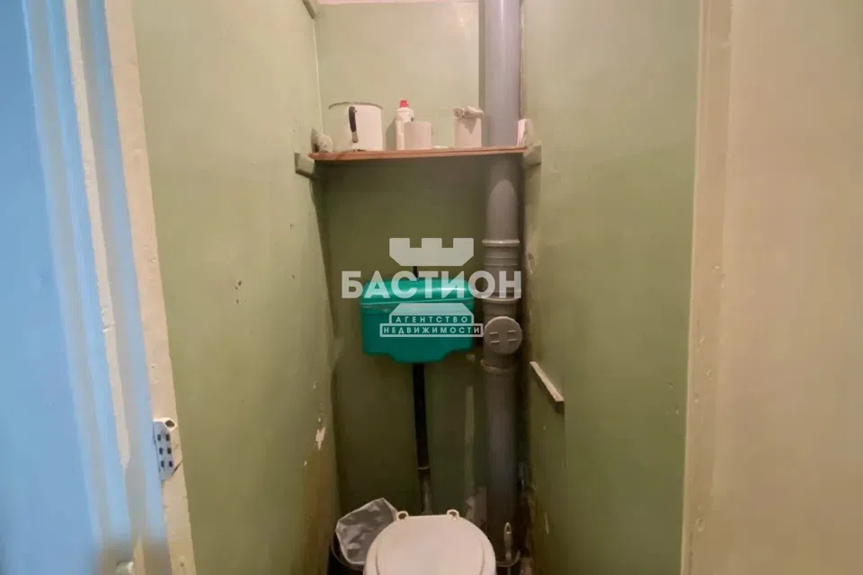Продаётся 3-комнатная квартира, 43.7 м²