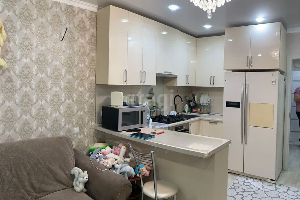 Продаётся 1-комнатная квартира, 49 м²