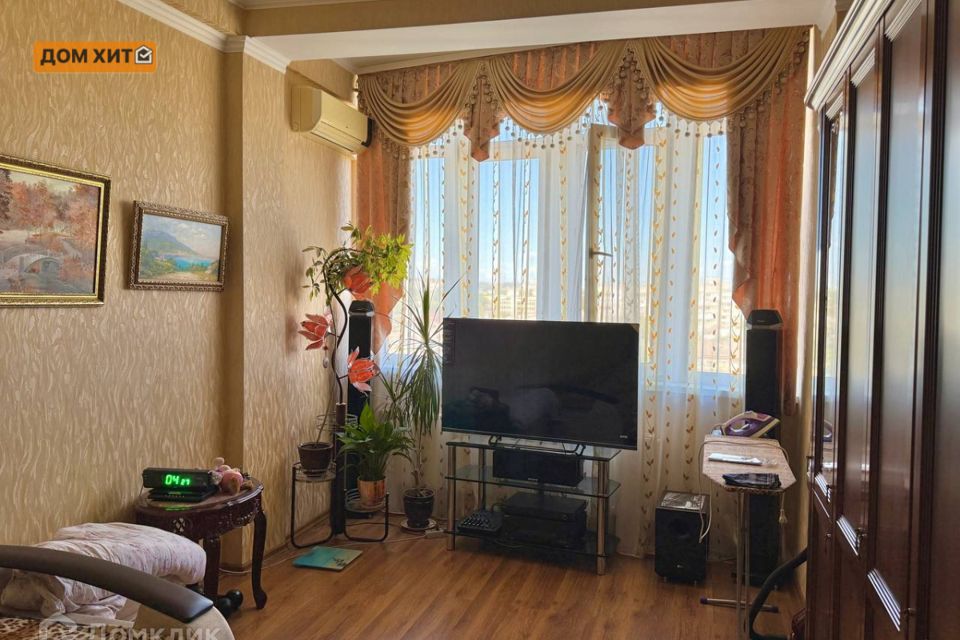 Продаётся 1-комнатная квартира, 47 м²