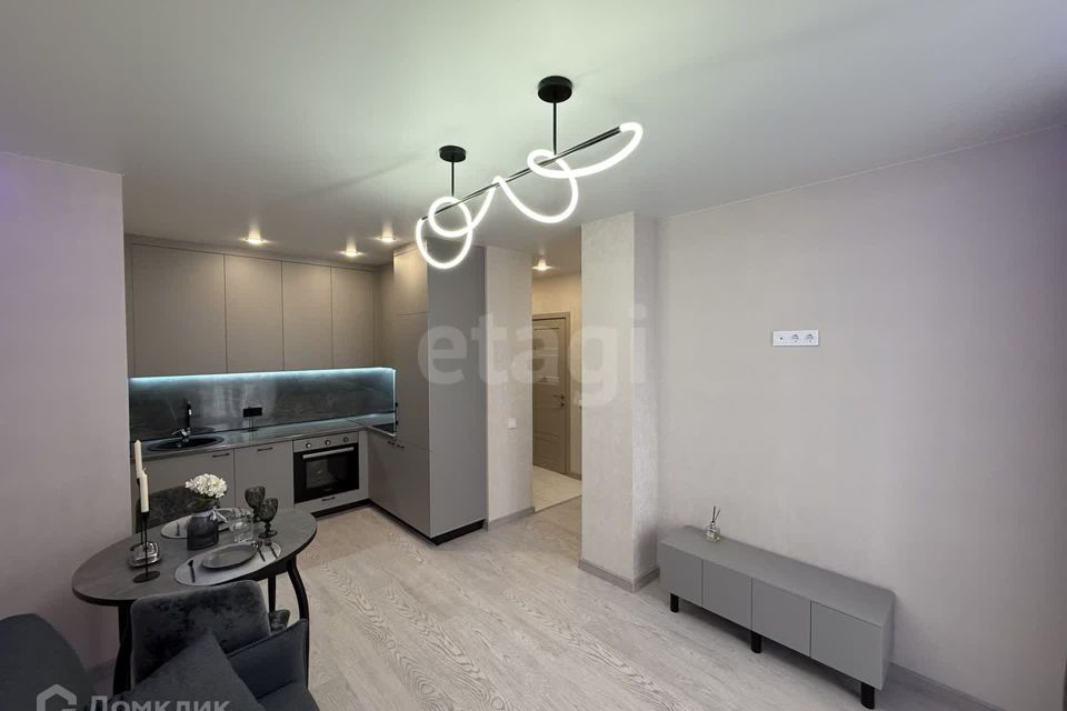 Продаётся 1-комнатная квартира, 38.8 м²