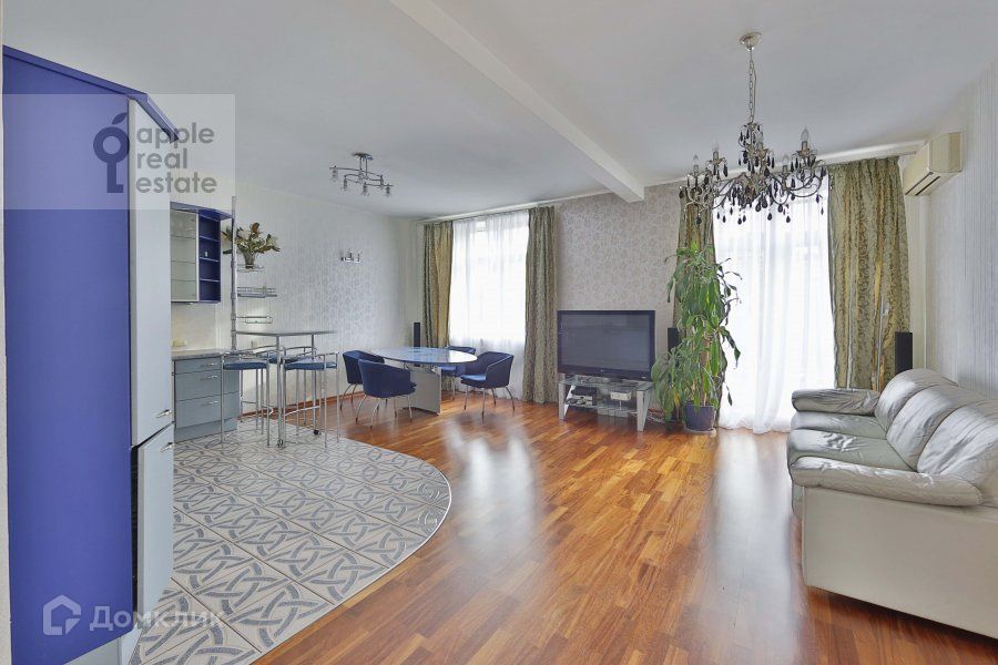 Сдаётся 4-комнатная квартира, 100 м²
