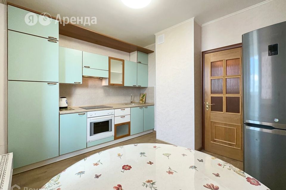 Сдаётся 2-комнатная квартира, 58 м²