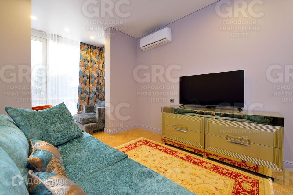 Продаётся 2-комнатная квартира, 63 м²