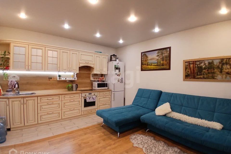 Продаётся 2-комнатная квартира, 60 м²
