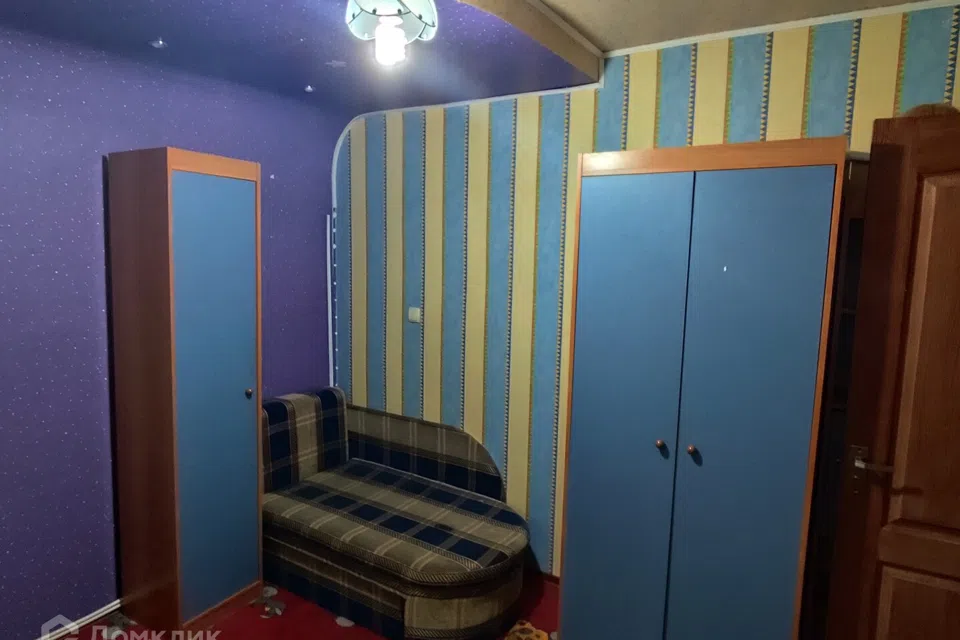 Продаётся 4-комнатная квартира, 68 м²