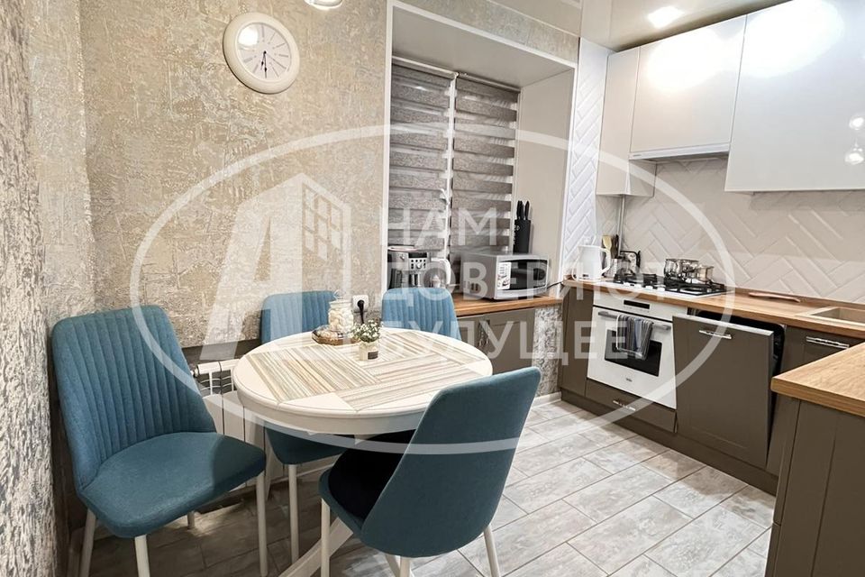 Продаётся 3-комнатная квартира, 62.9 м²