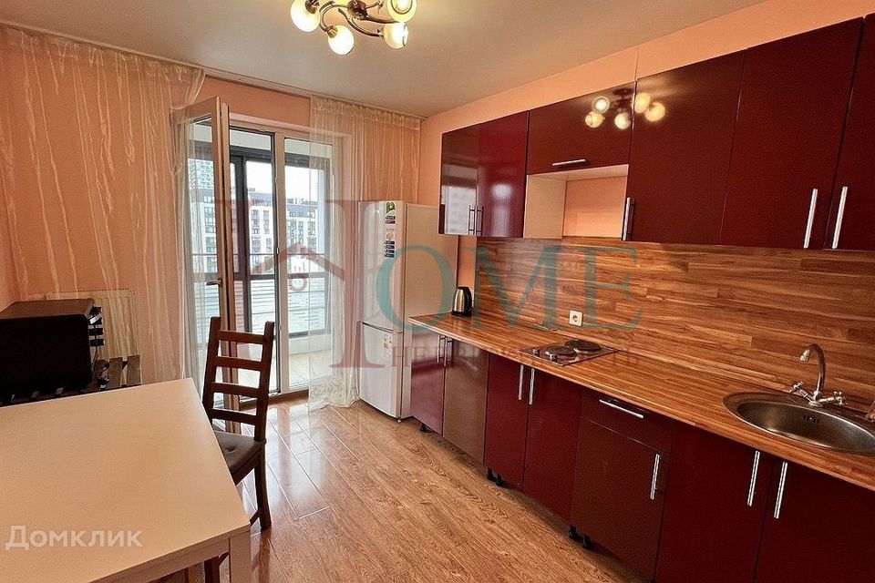 Сдаётся 2-комнатная квартира, 63 м²