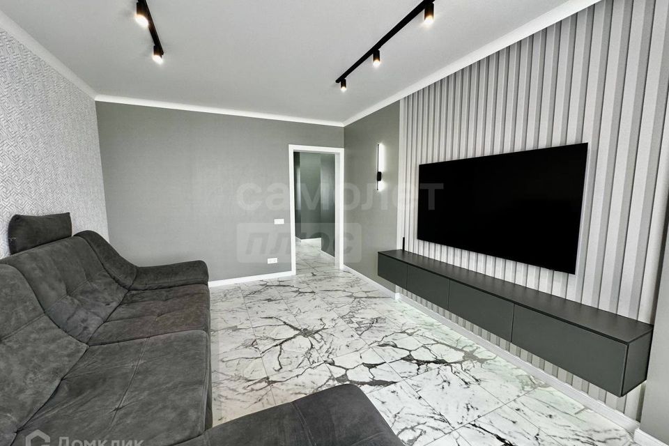 Продаётся 2-комнатная квартира, 60.7 м²