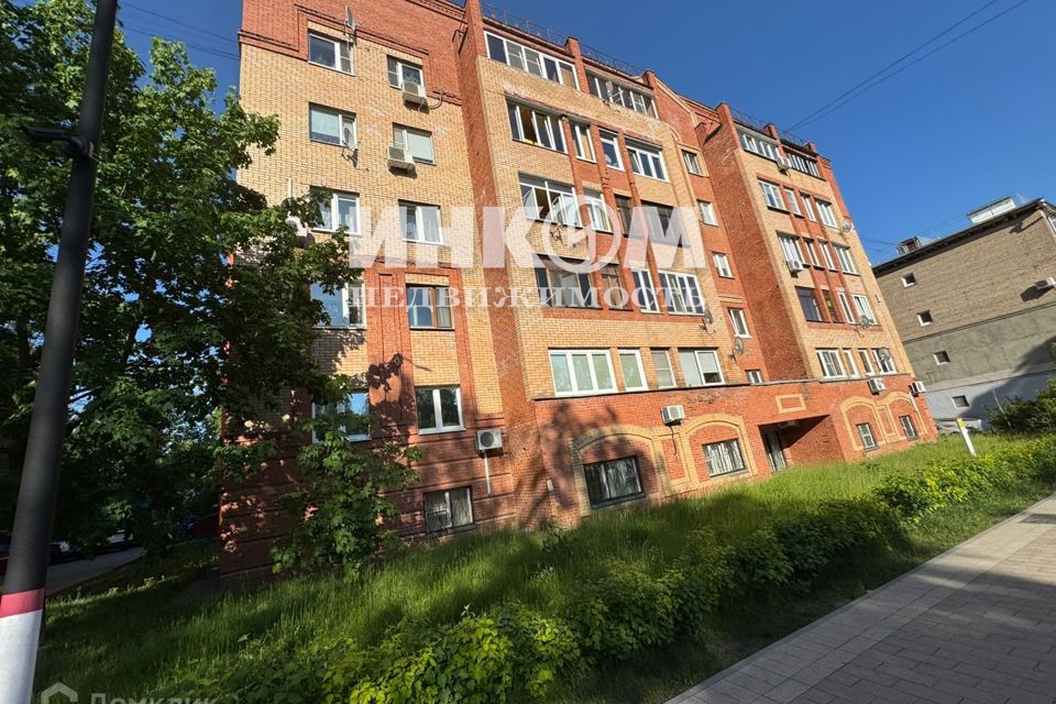 Продаётся 2-комнатная квартира, 62.6 м²