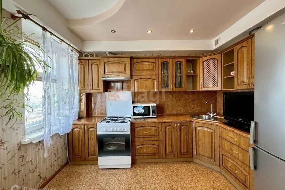 Продаётся 2-комнатная квартира, 60.2 м²