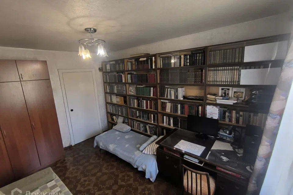 Продаётся 3-комнатная квартира, 60 м²