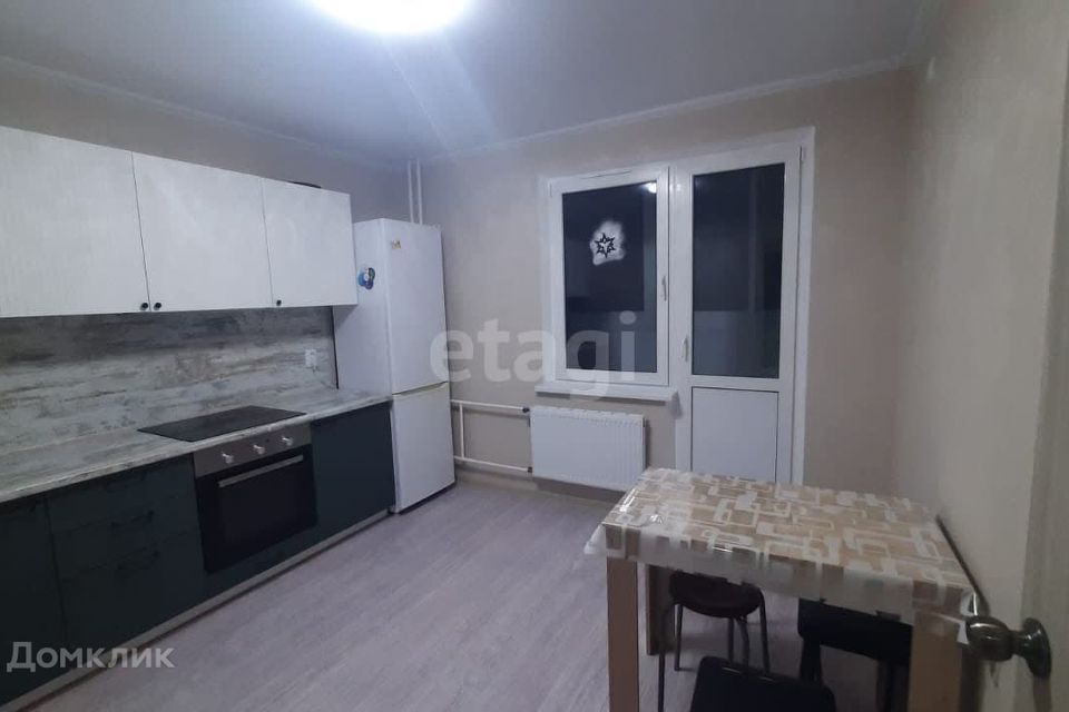 Сдаётся 1-комнатная квартира, 38 м²