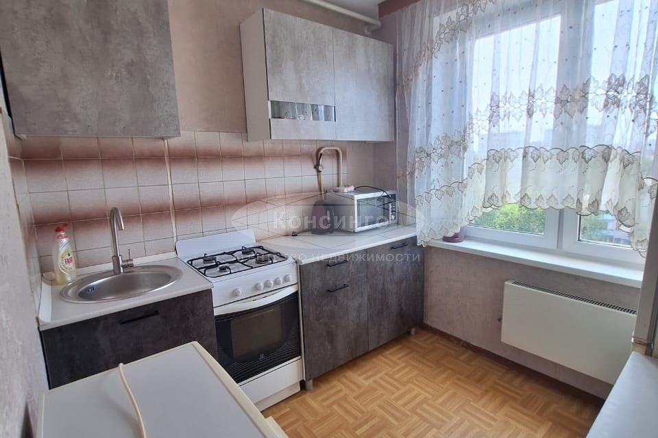 Сдаётся 3-комнатная квартира, 58.4 м²