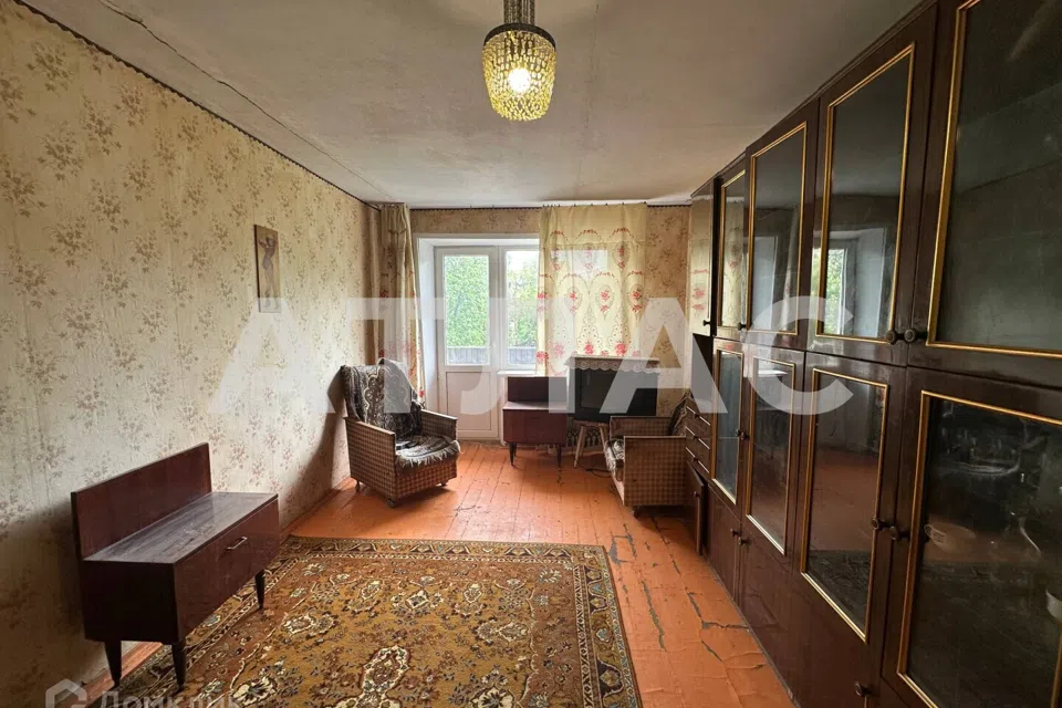 Продаётся 3-комнатная квартира, 56.6 м²