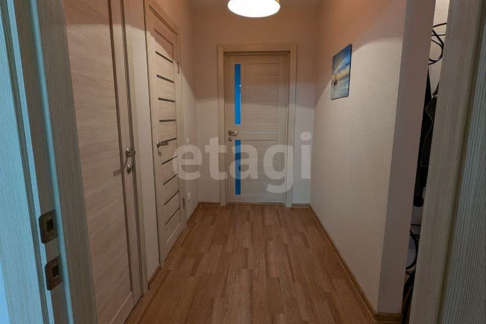 Продаётся 2-комнатная квартира, 61.5 м²