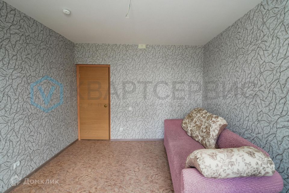 Продаётся 1-комнатная квартира, 35.9 м²