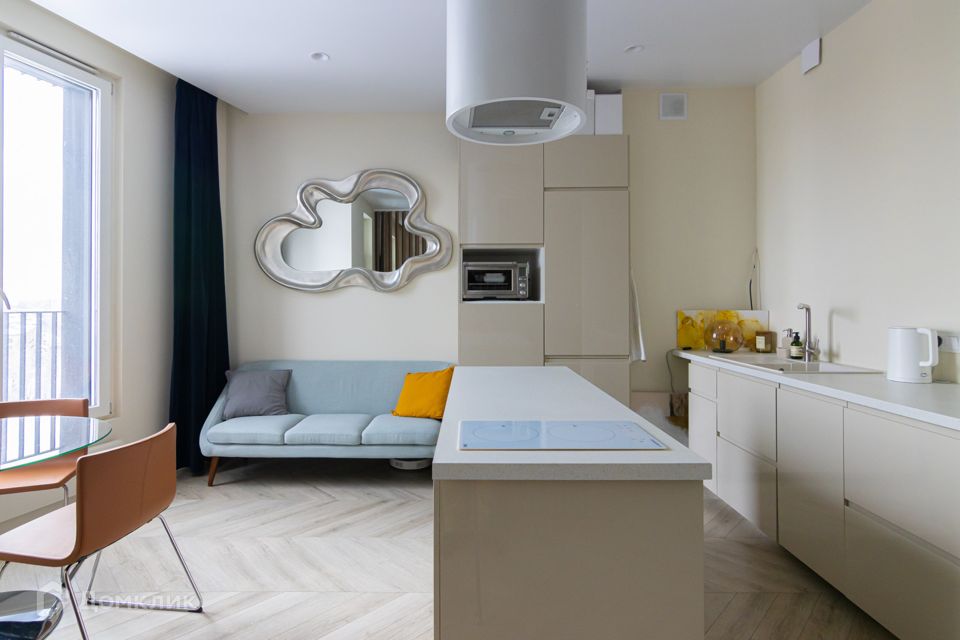 Сдаётся 1-комнатная квартира, 53.7 м²