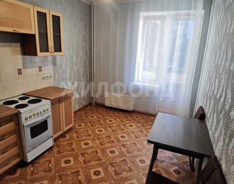 Сдаётся 1-комнатная квартира, 38 м²