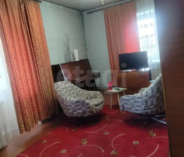 Продаётся 4-комнатная квартира, 71.8 м²