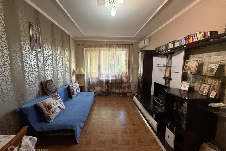 Продаётся 1-комнатная квартира, 38 м²