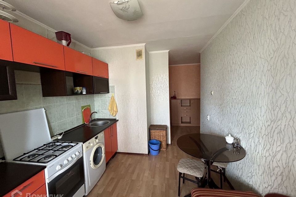 Продаётся 1-комнатная квартира, 38 м²