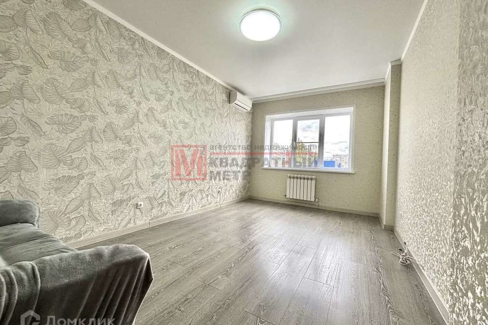 Продаётся 1-комнатная квартира, 38.1 м²