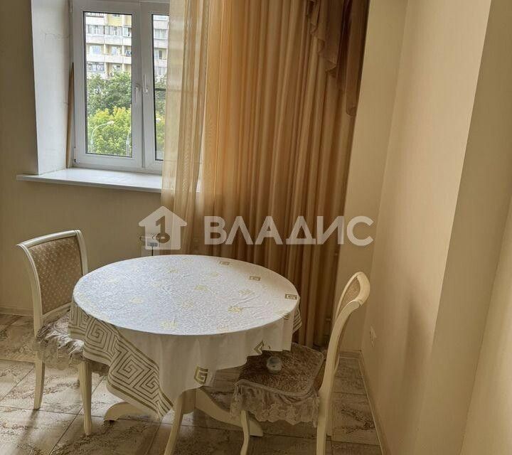 Продаётся 3-комнатная квартира, 83 м²