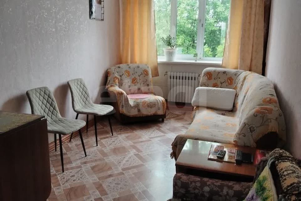 Продаётся 3-комнатная квартира, 57.3 м²