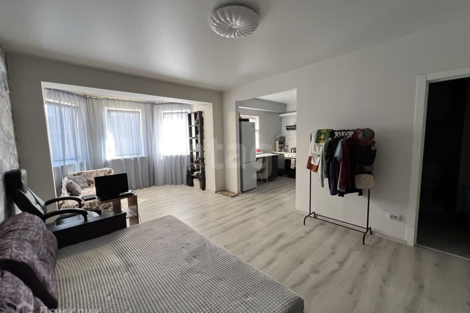 Продаётся 3-комнатная квартира, 81.5 м²